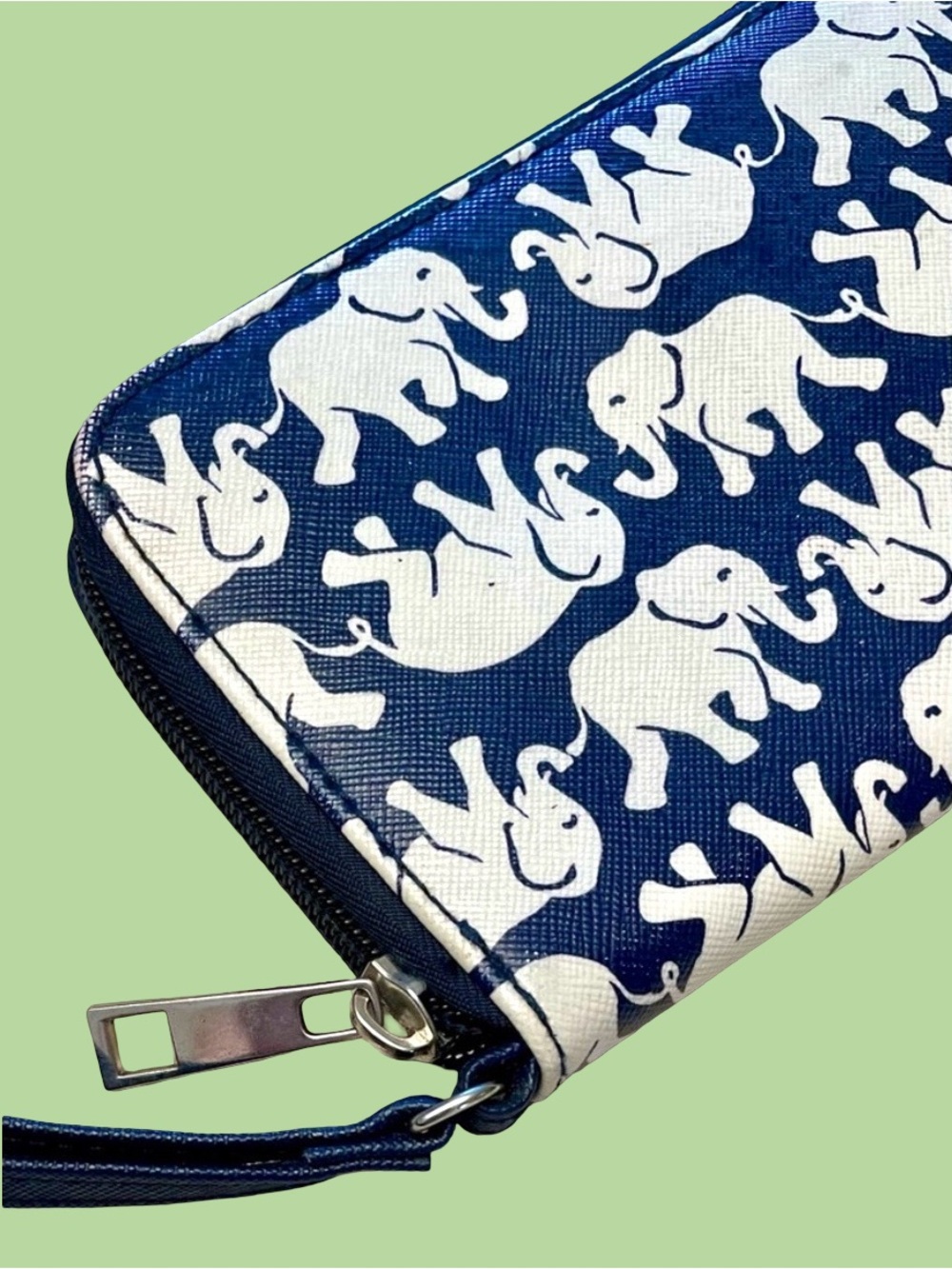 NWOT Vegan Elephant Print Wallet/Wristlet